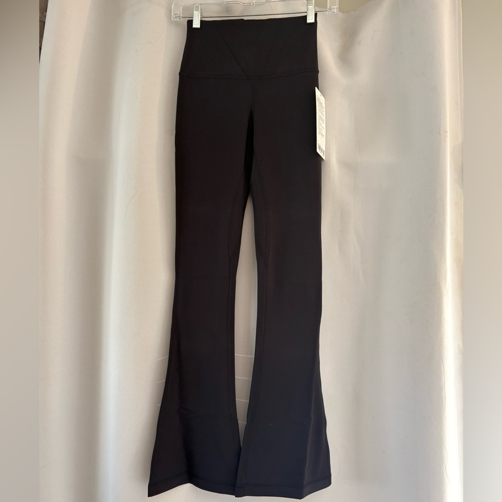 Align high-rise mini-flare pant- short